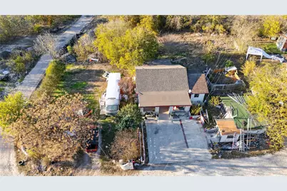 910 Petras Way, Kyle, TX 78640 - Photo 4