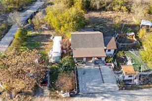 910 Petra's Way, Kyle, TX 78640 - Photo 4