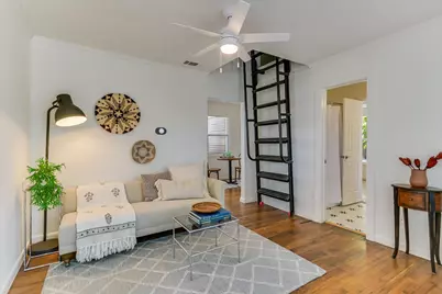 1110 W 22nd Street #16, Austin, TX 78705 - Photo 2