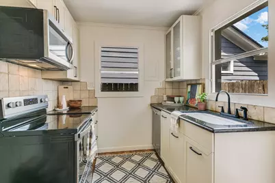 1110 W 22nd Street #16, Austin, TX 78705 - Photo 6