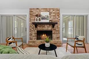 7503 Berkman Dr, Austin, TX 78752 - Photo 16