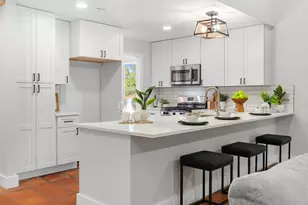 7503 Berkman Dr, Austin, TX 78752 - Photo 10