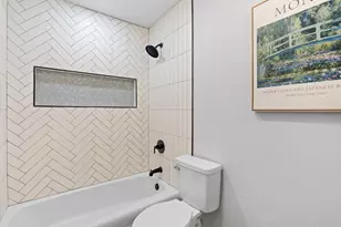 7503 Berkman Dr, Austin, TX 78752 - Photo 30