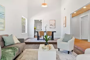 7503 Berkman Dr, Austin, TX 78752 - Photo 1