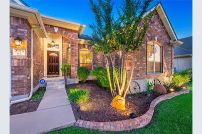 2913 Clinton Place, Round Rock, TX 78665 - Photo 1