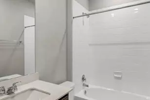 400 Barton Creek Ln, Hutto, TX 78634 - Photo 14
