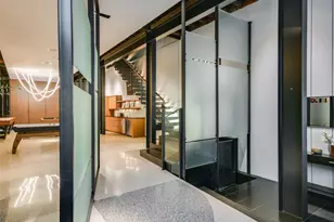 811 Congress Ave, Austin, TX 78701 - Photo 2