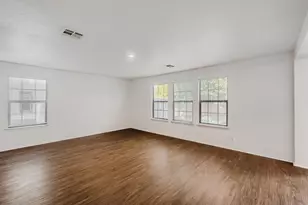 216 Capistrano Dr, San Marcos, TX 78666 - Photo 6