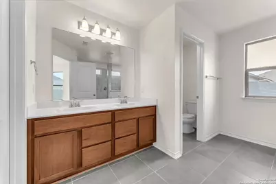 412 Deer Crest Drive, New Braunfels, TX 78130 - Photo 32