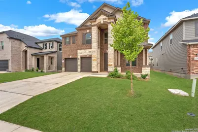 412 Deer Crest Drive, New Braunfels, TX 78130 - Photo 2
