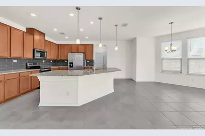 412 Deer Crest Drive, New Braunfels, TX 78130 - Photo 14