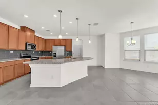 412 Deer Crest Dr, New Braunfels, TX 78130 - Photo 14