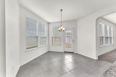 412 Deer Crest Drive, New Braunfels, TX 78130 - Photo 16