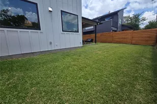 5301 Grover Ave, Austin, TX 78756 - Photo 14