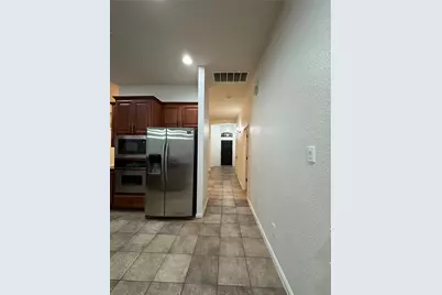 13105 Appaloosa Chase Drive, Austin, TX 78732 - Photo 18