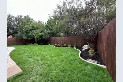 13105 Appaloosa Chase Drive, Austin, TX 78732 - Photo 6