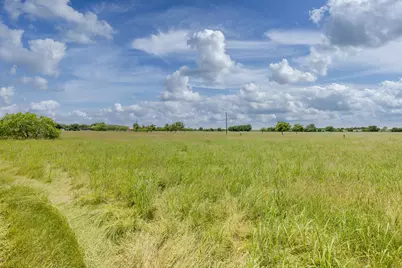 2091 Goodwin Road, Gonzales, TX 78629 - Photo 2