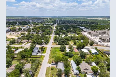 303 Eggleston Street, Manor, TX 78653 - Photo 4