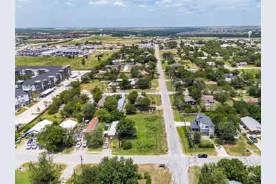 303 Eggleston Street, Manor, TX 78653 - Photo 6