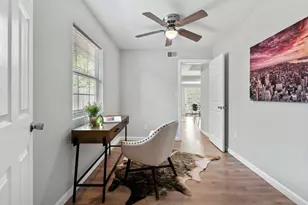 1312 E 52nd St, Austin, TX 78723 - Photo 10