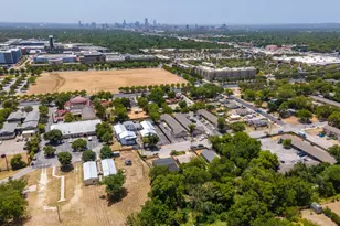 1312 E 52nd St, Austin, TX 78723 - Photo 20