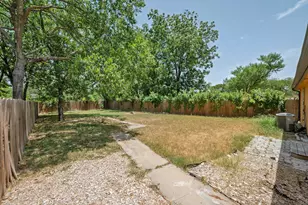 1312 E 52nd St, Austin, TX 78723 - Photo 18