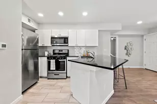 1312 E 52nd St, Austin, TX 78723 - Photo 4