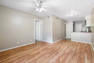 311 E 31st St, Austin, TX 78705 - Photo 6