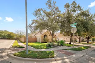 11001 Jockey Bluff Dr, Austin, TX 78748 - Photo 2