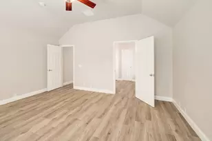 11001 Jockey Bluff Dr, Austin, TX 78748 - Photo 16