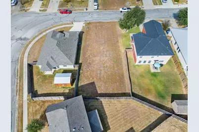 406 Gettysburg Loop, Elgin, TX 78621 - Photo 4