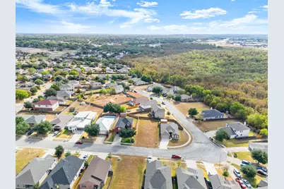 406 Gettysburg Loop, Elgin, TX 78621 - Photo 8