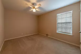 416 Village Ln, Buda, TX 78610 - Photo 18