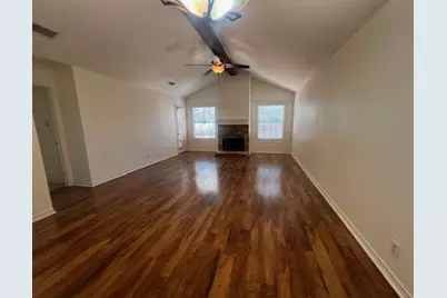 416 Village Lane, Buda, TX 78610 - Photo 4