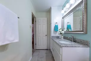 416 Village Ln, Buda, TX 78610 - Photo 12