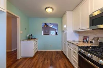 416 Village Lane, Buda, TX 78610 - Photo 8