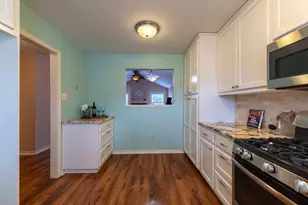 416 Village Ln, Buda, TX 78610 - Photo 8