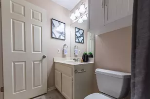 416 Village Ln, Buda, TX 78610 - Photo 16