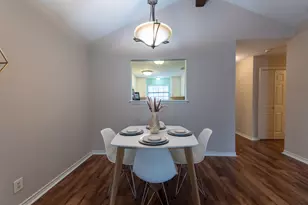 416 Village Ln, Buda, TX 78610 - Photo 10