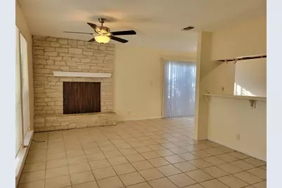 2804 Bull Run #A, Taylor, TX 76574 - Photo 2