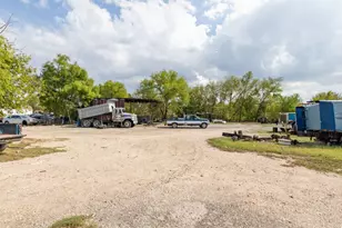 10811 San Jose Ave, Del Valle, TX 78617 - Photo 22