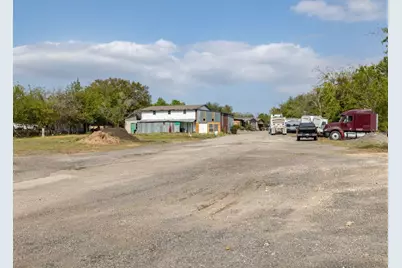 10811 San Jose Avenue, Del Valle, TX 78617 - Photo 12