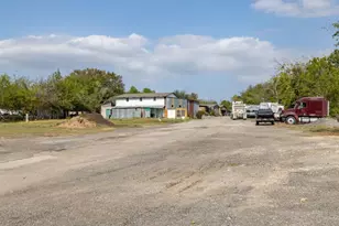 10811 San Jose Ave, Del Valle, TX 78617 - Photo 12