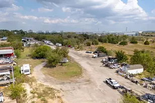 10811 San Jose Ave, Del Valle, TX 78617 - Photo 20