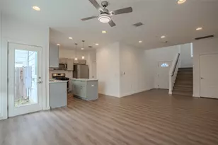 12500 Lamppost Ln, Austin, TX 78727 - Photo 6