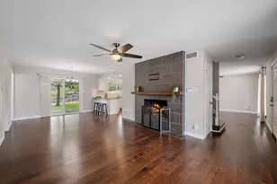 7102 Fred Morse Dr, Austin, TX 78723 - Photo 6