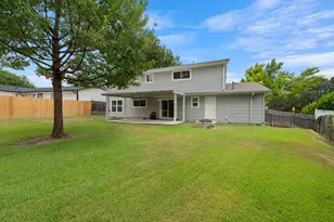 7102 Fred Morse Dr, Austin, TX 78723 - Photo 2
