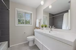 7102 Fred Morse Dr, Austin, TX 78723 - Photo 32