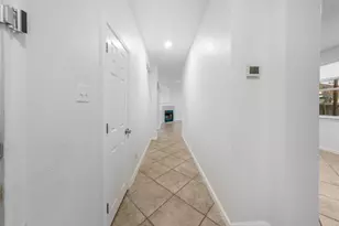 202 Holmstrom St, Hutto, TX 78634 - Photo 22