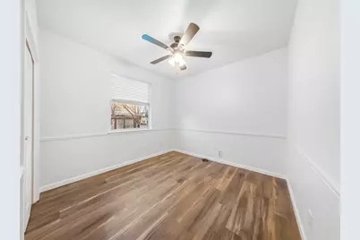 202 Holmstrom Street, Hutto, TX 78634 - Photo 20